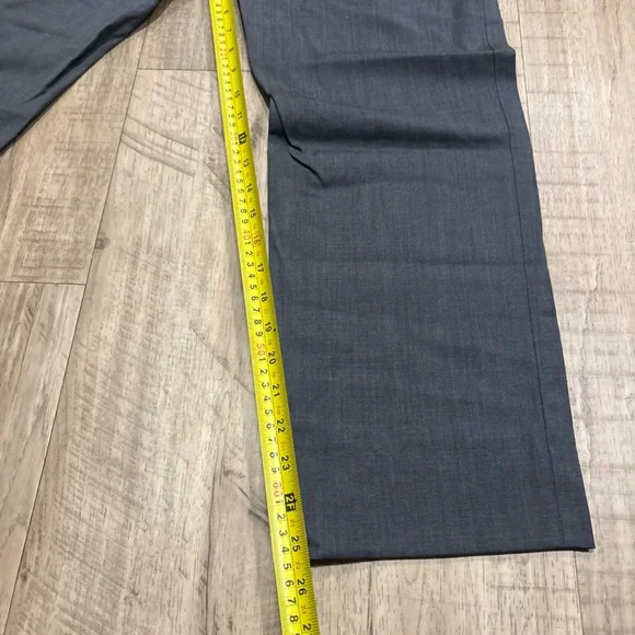 Men's Gray Dress Pants - Classic Straight Fit 32 waist - Picture 7 of 8